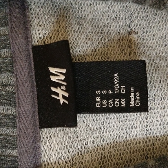 H&M Men's/Unisex Cardigan Sweater - Picture 3 of 3